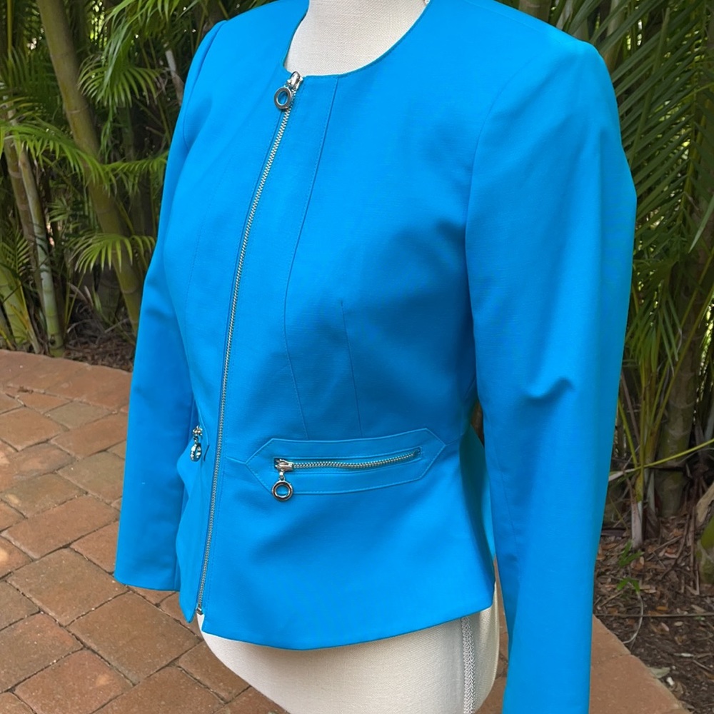 Jacket - Picture 2 of 6